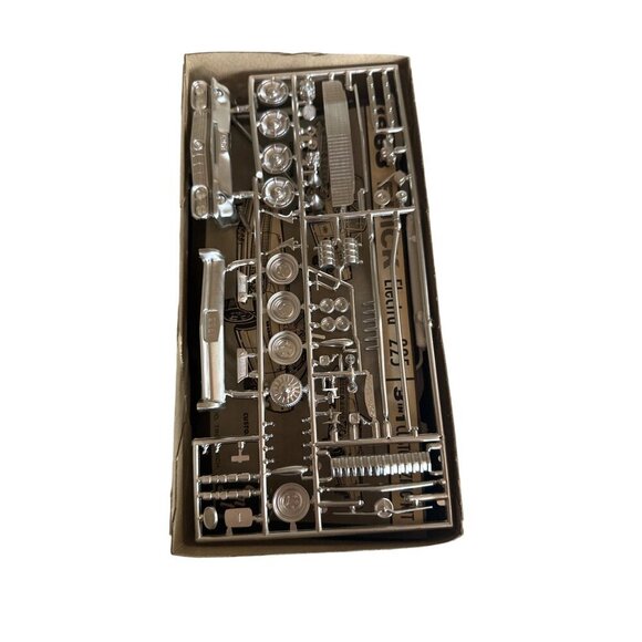 Vintage AMT '63 Customizing Kit Buick Electra 225 Convertible 3 In 1 Model Car - Picture 6 of 10